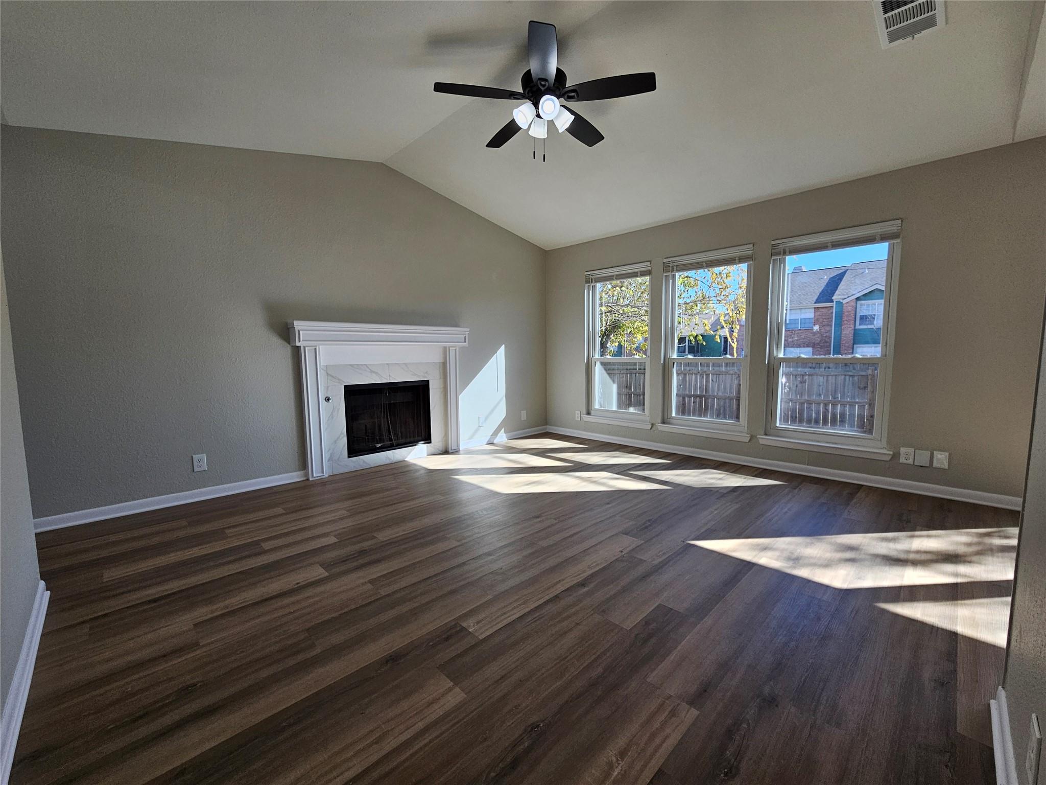 1418 Hyridge Cir, Round Rock, TX 78664