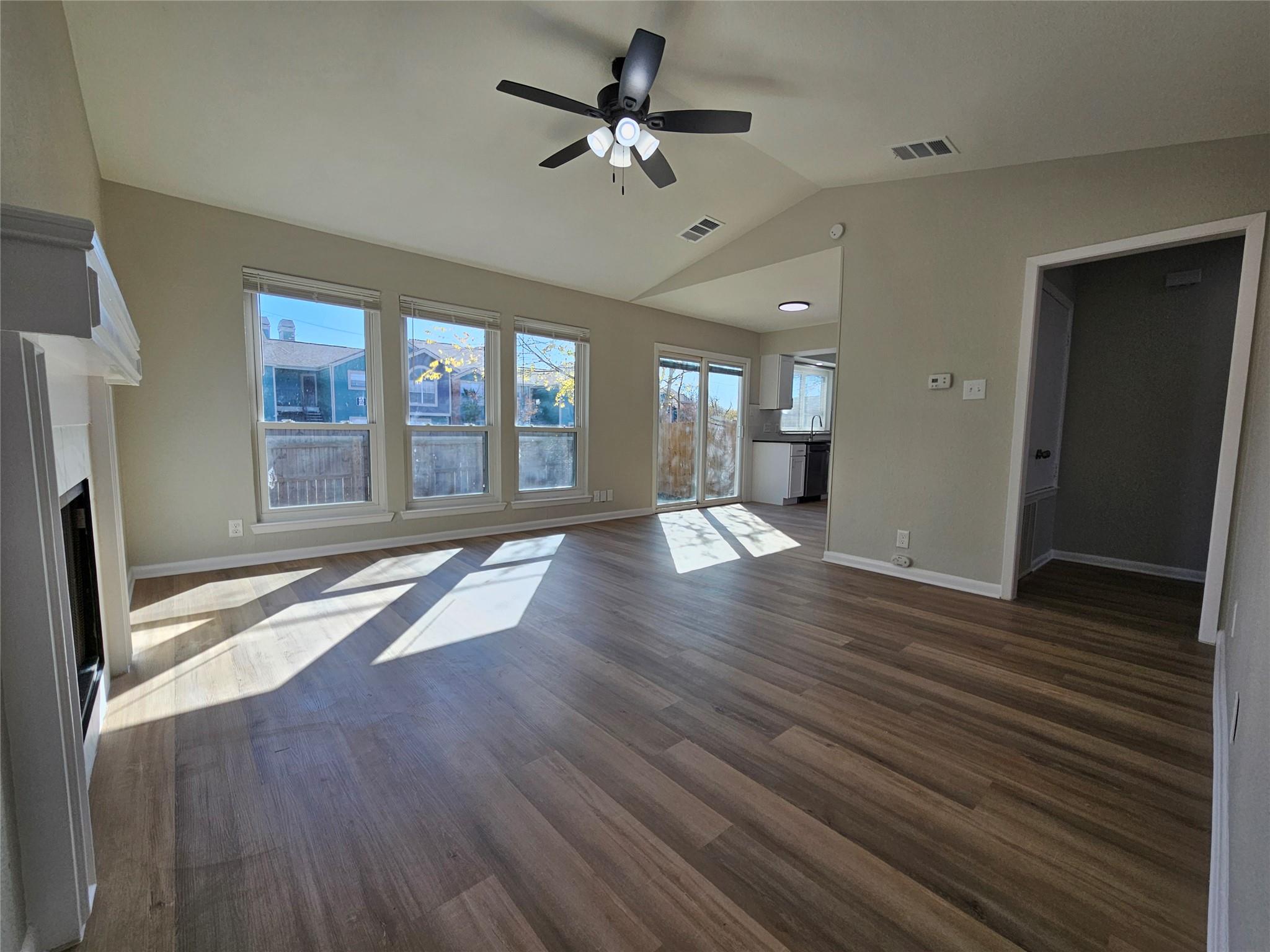 1418 Hyridge Cir, Round Rock, TX 78664