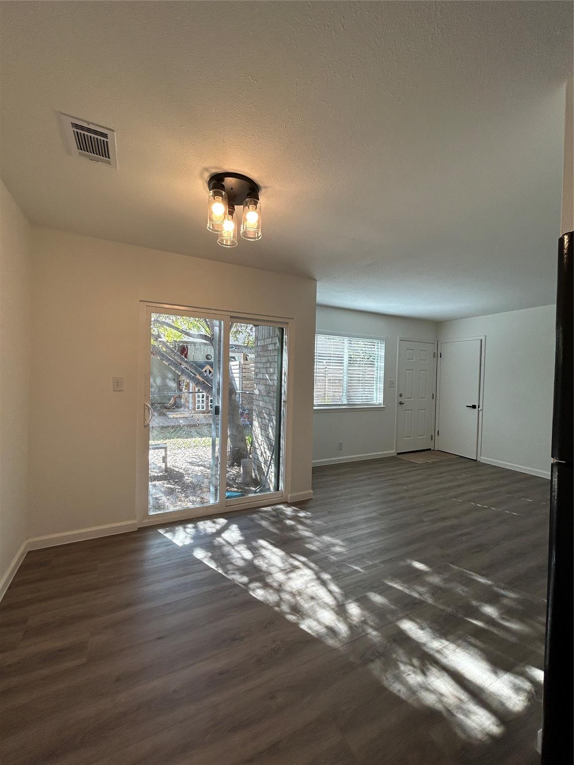 6500 S 1st St # 103, Austin, TX 78745