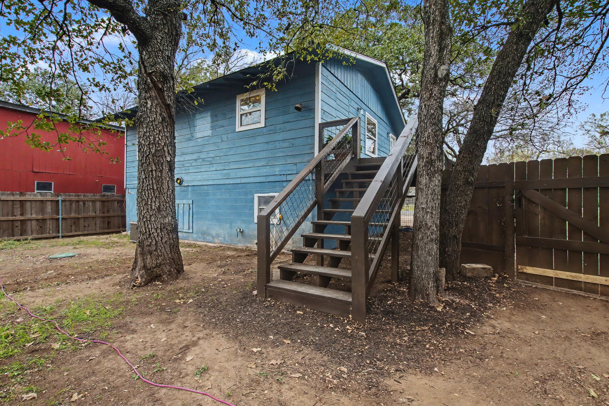 902 Prairie Creek Rd, Granite Shoals, TX 78654