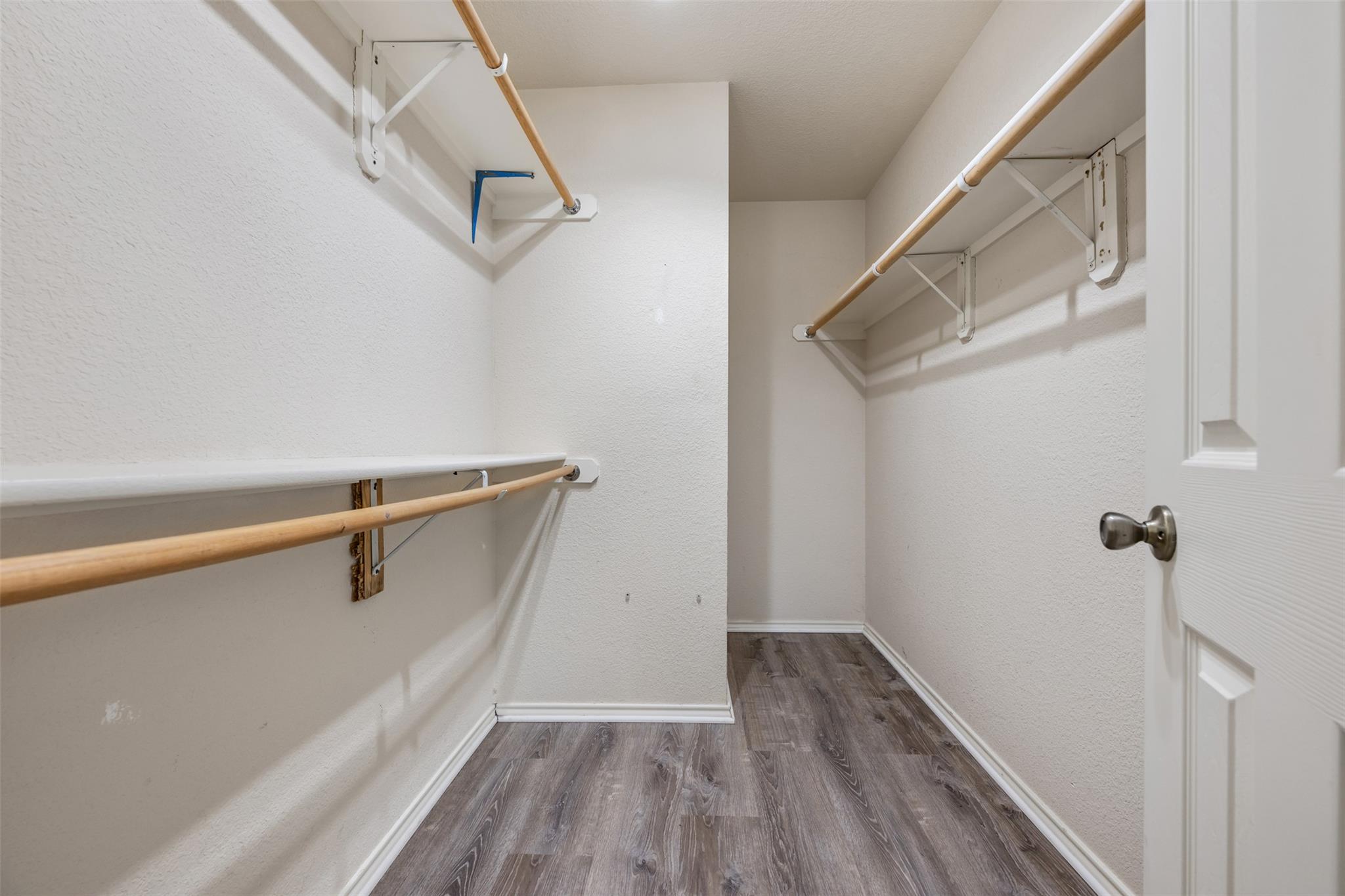 109 Calcite Ln, Jarrell, TX 76537