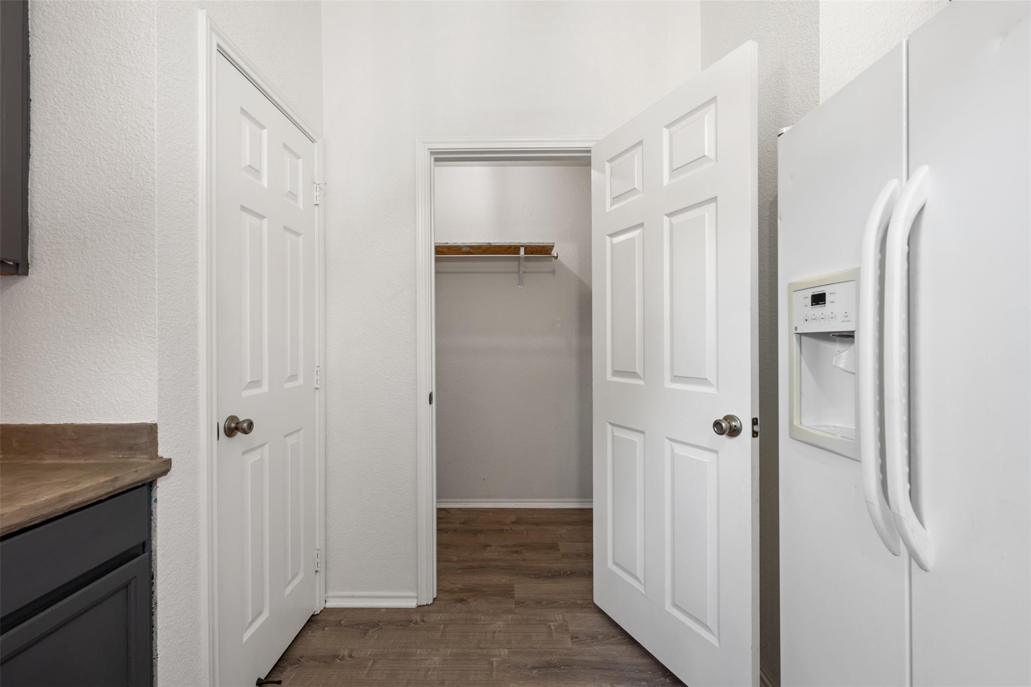 109 Calcite Ln, Jarrell, TX 76537