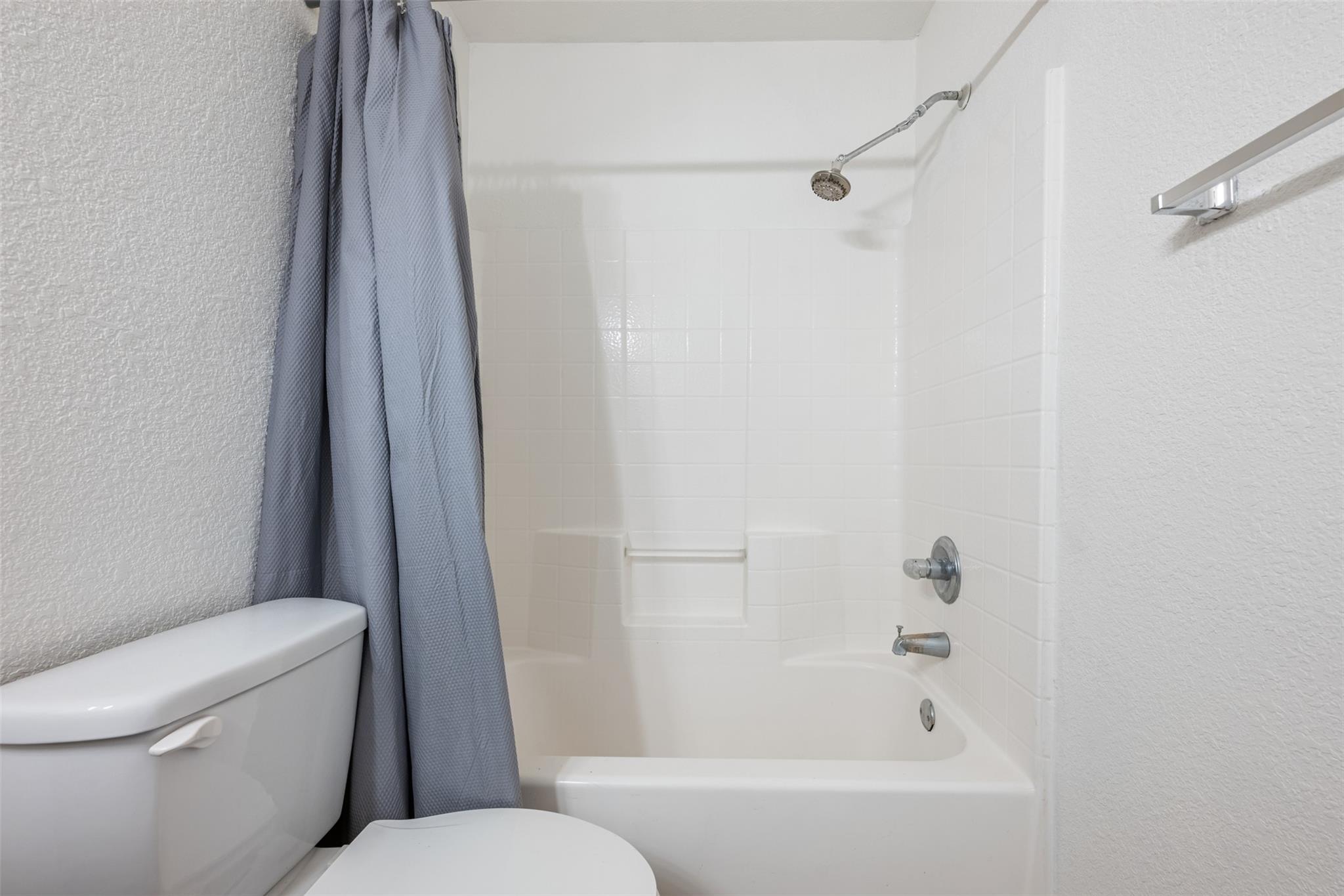 109 Calcite Ln, Jarrell, TX 76537