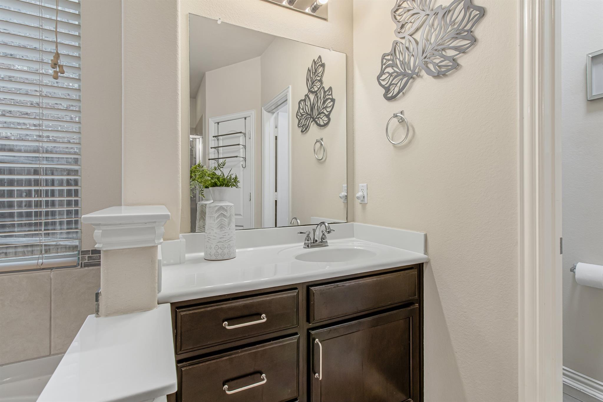 1366 Red Stag Pl, Round Rock, TX 78665