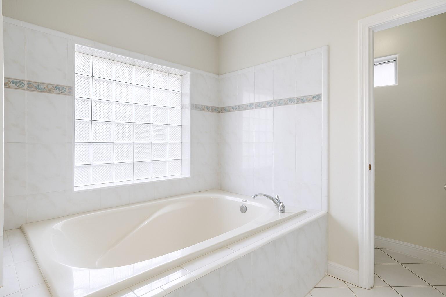 3482 Chablis Dr, Brownsville, TX 78526