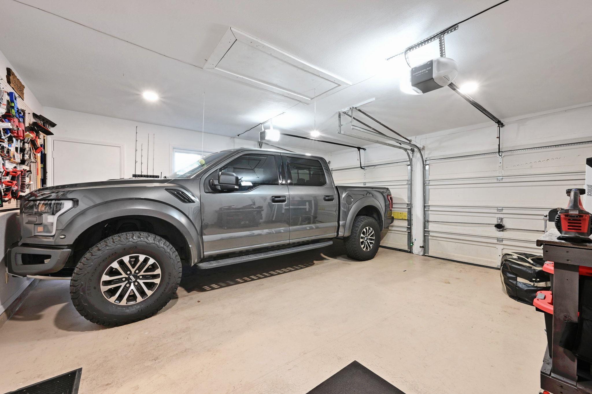 805 Huntingdon Pl, Austin, TX 78745