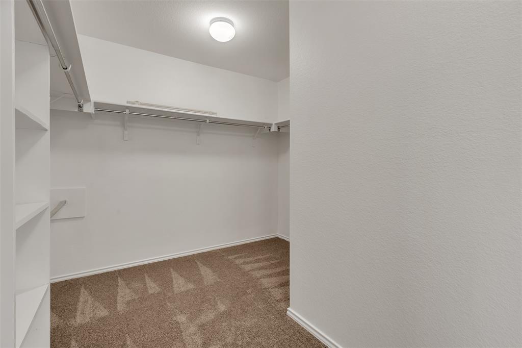 6729 Horseshoe Pond Dr, Del Valle, TX 78617