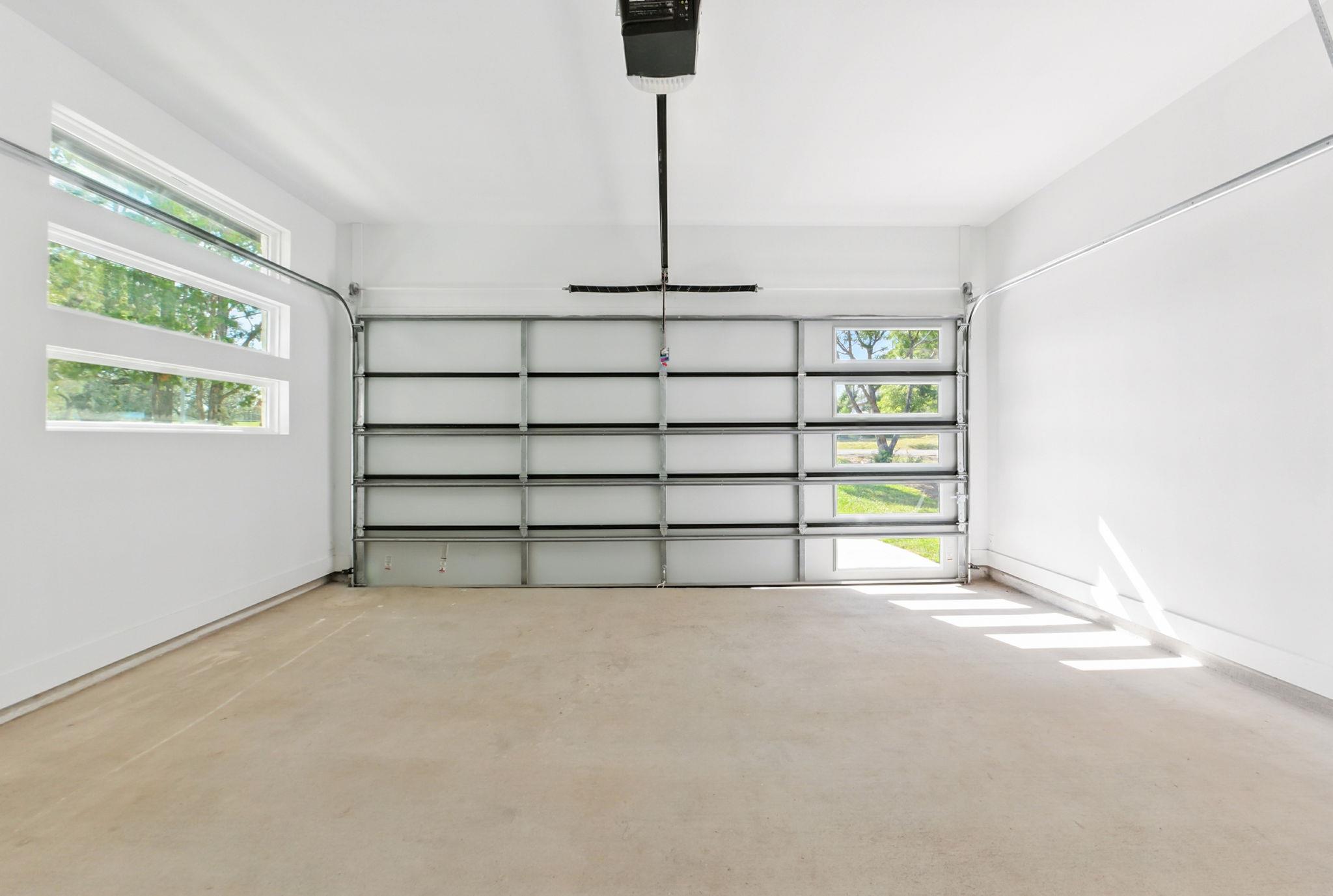 418 Bedford Dr, Spicewood, TX 78669