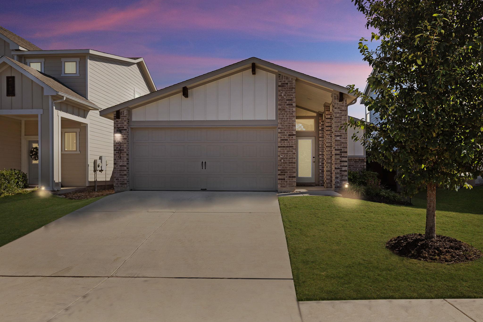 6209 Dumfries Ln, Austin, TX 78744