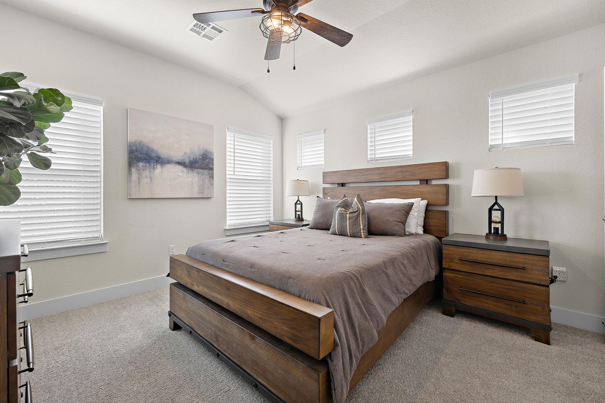 6209 Dumfries Ln, Austin, TX 78744