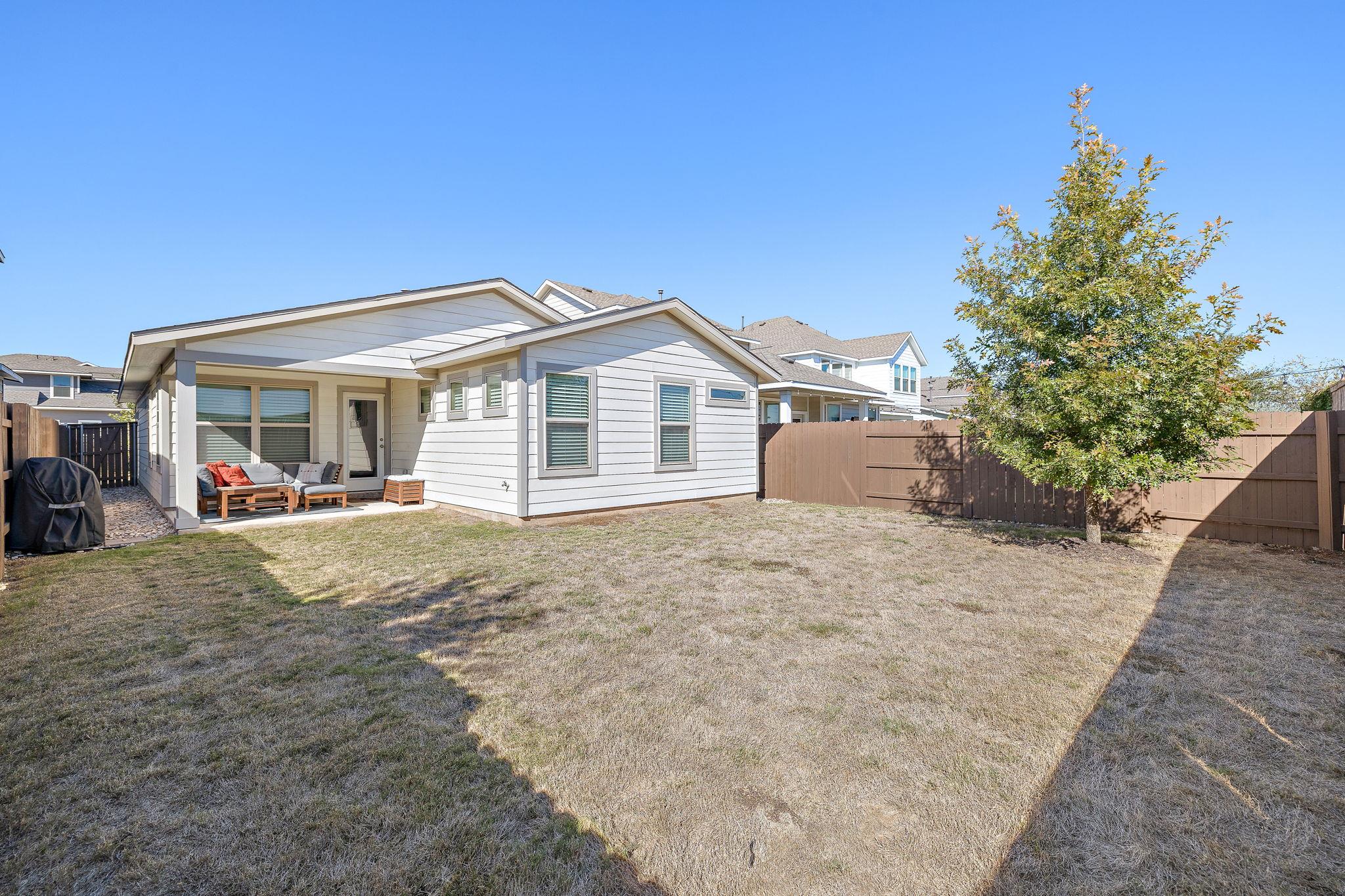 6209 Dumfries Ln, Austin, TX 78744