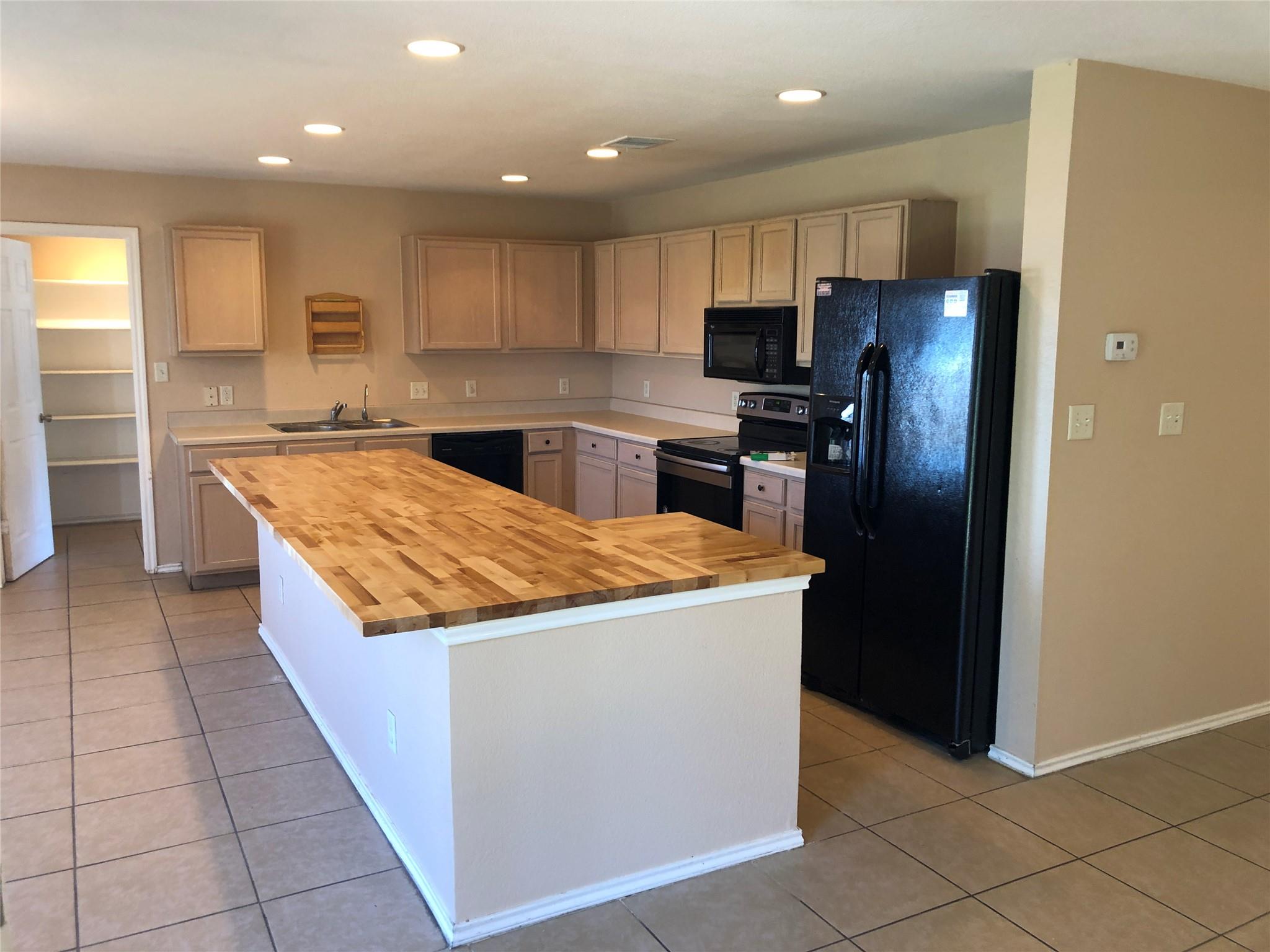 4406 Cisco Valley Dr, Round Rock, TX 78664