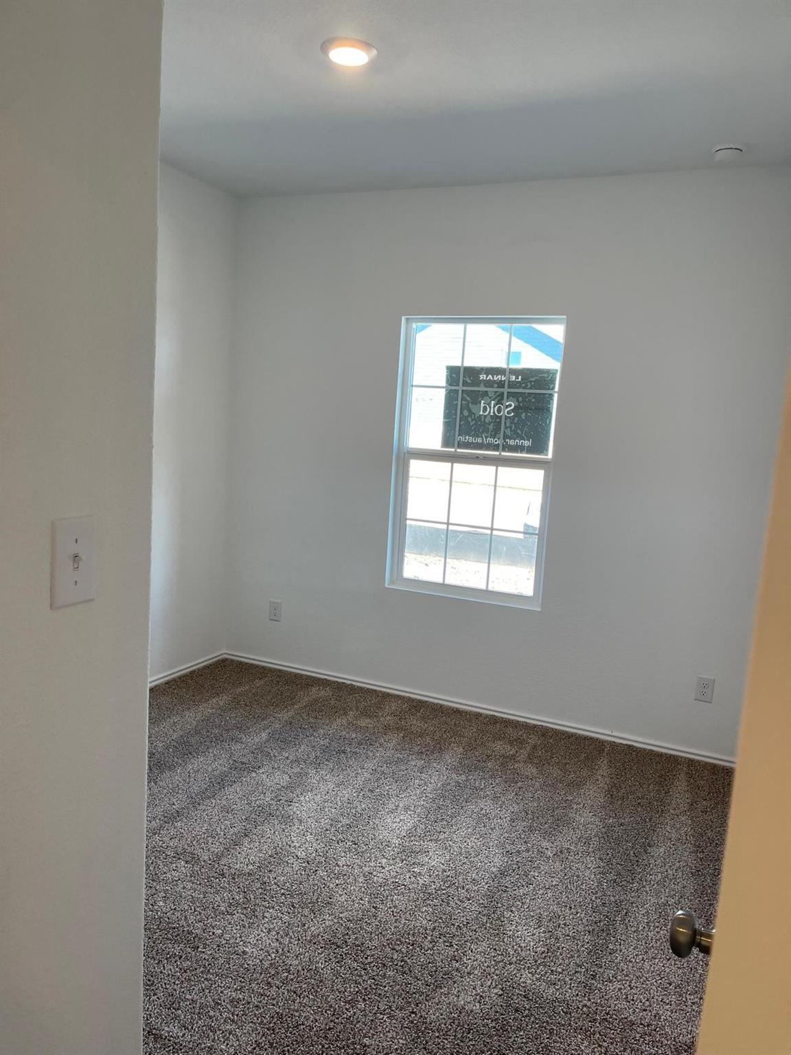 502 Thunderstorm Ave, Lockhart, TX 78644