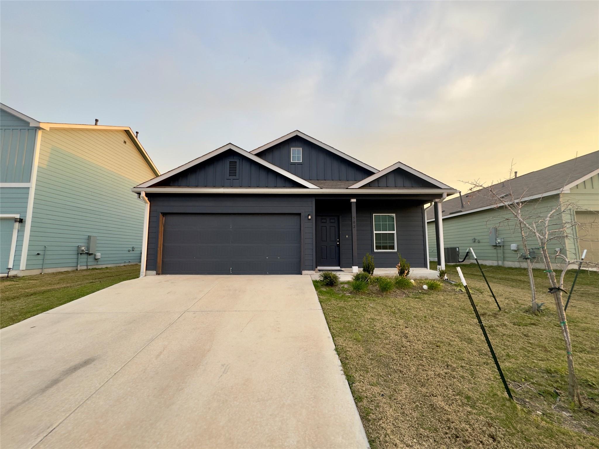 502 Thunderstorm Ave, Lockhart, TX 78644