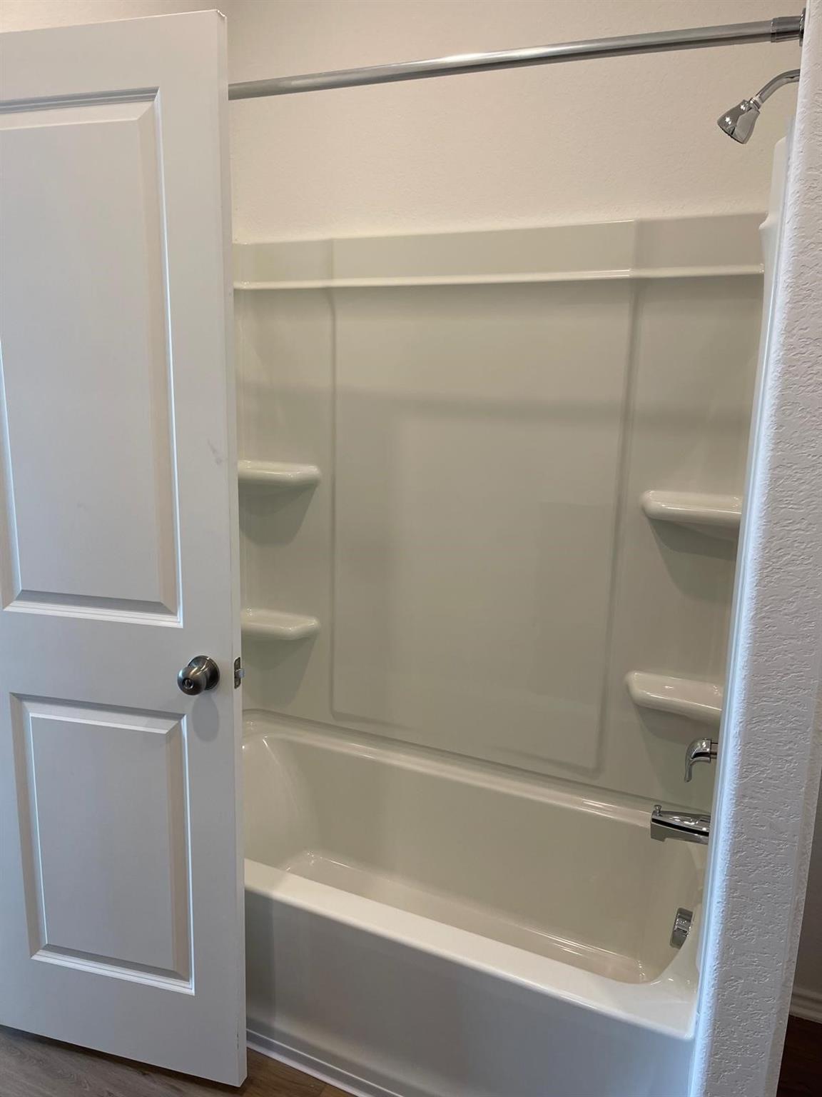 502 Thunderstorm Ave, Lockhart, TX 78644