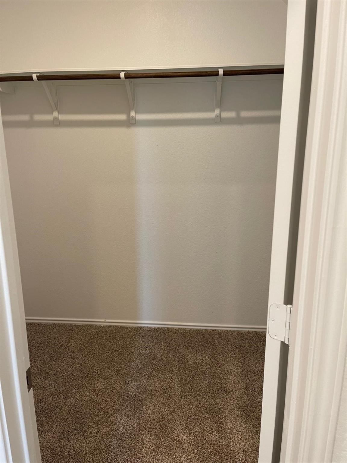 502 Thunderstorm Ave, Lockhart, TX 78644