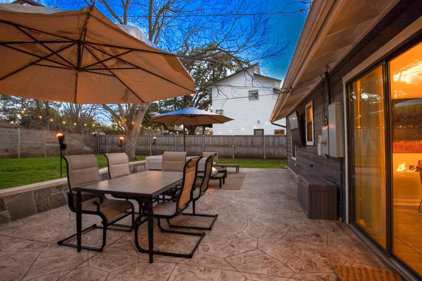 2511 Friar Tuck Ln, Austin, TX 78704