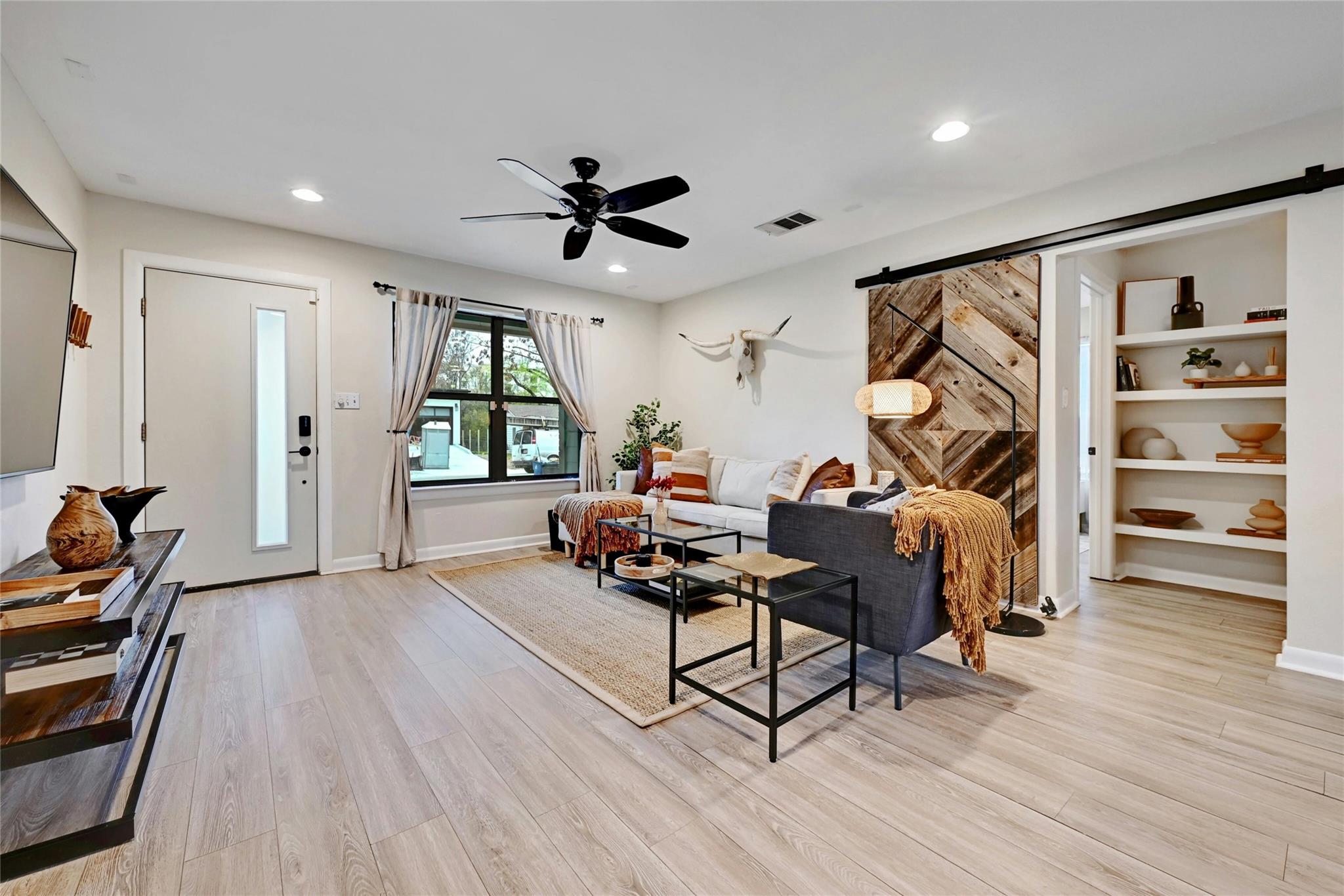 2511 Friar Tuck Ln, Austin, TX 78704