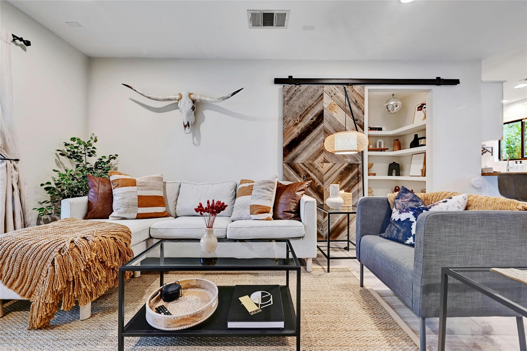 2511 Friar Tuck Ln, Austin, TX 78704