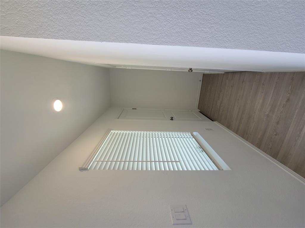 105 Painted Night Rd, Hutto, TX 78634