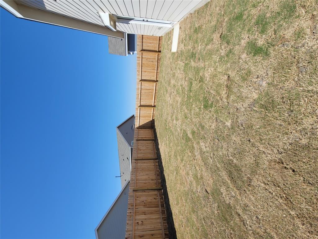 105 Painted Night Rd, Hutto, TX 78634