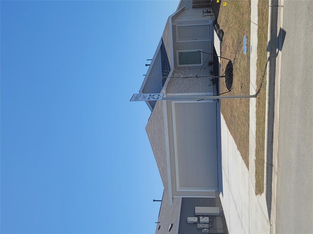 105 Painted Night Rd, Hutto, TX 78634