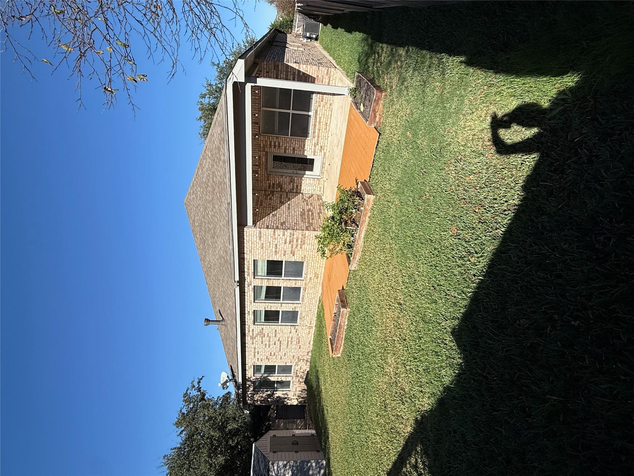 1200 Willowbrook Dr, Cedar Park, TX 78613