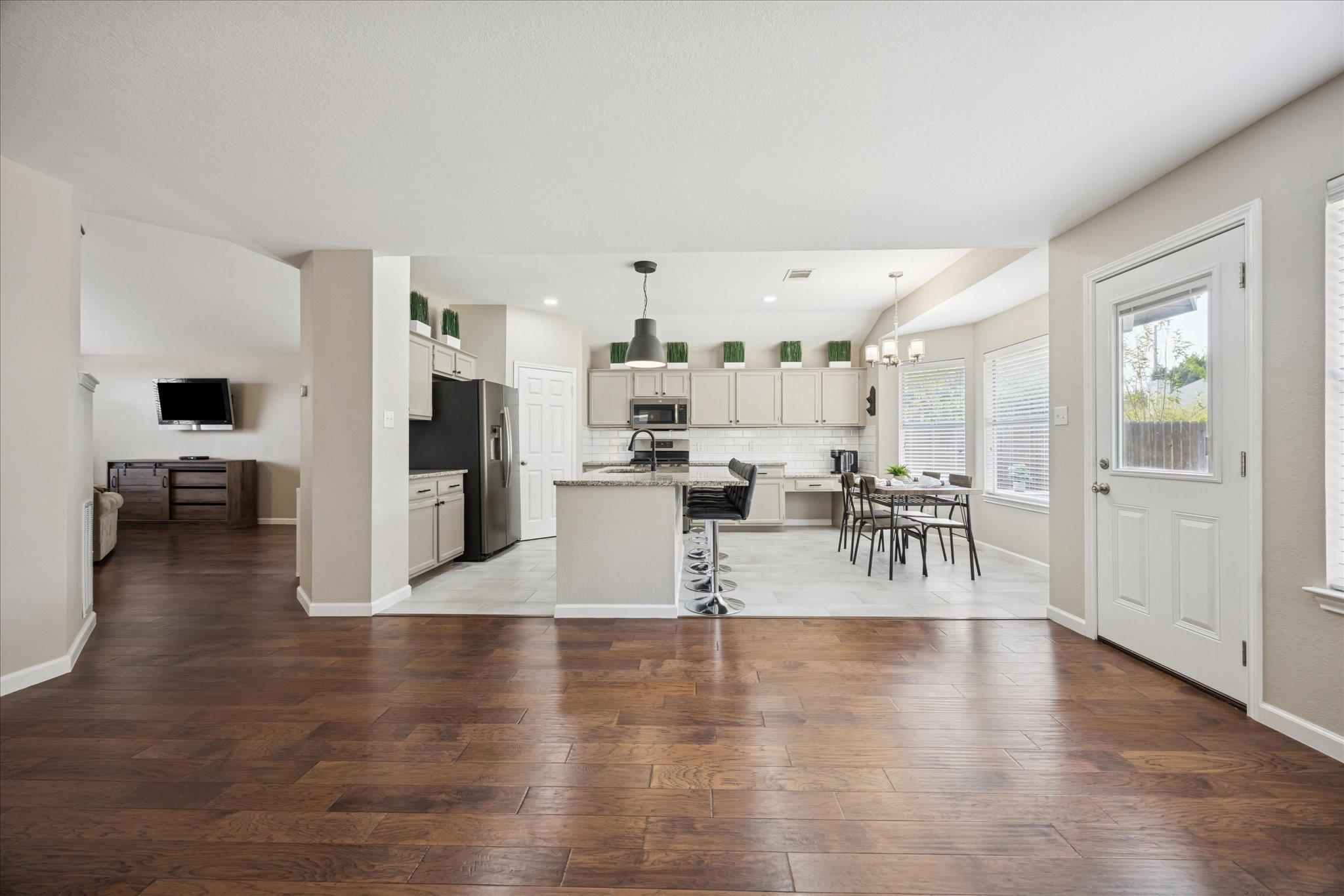 15400 Ozone Pl, Austin, TX 78728