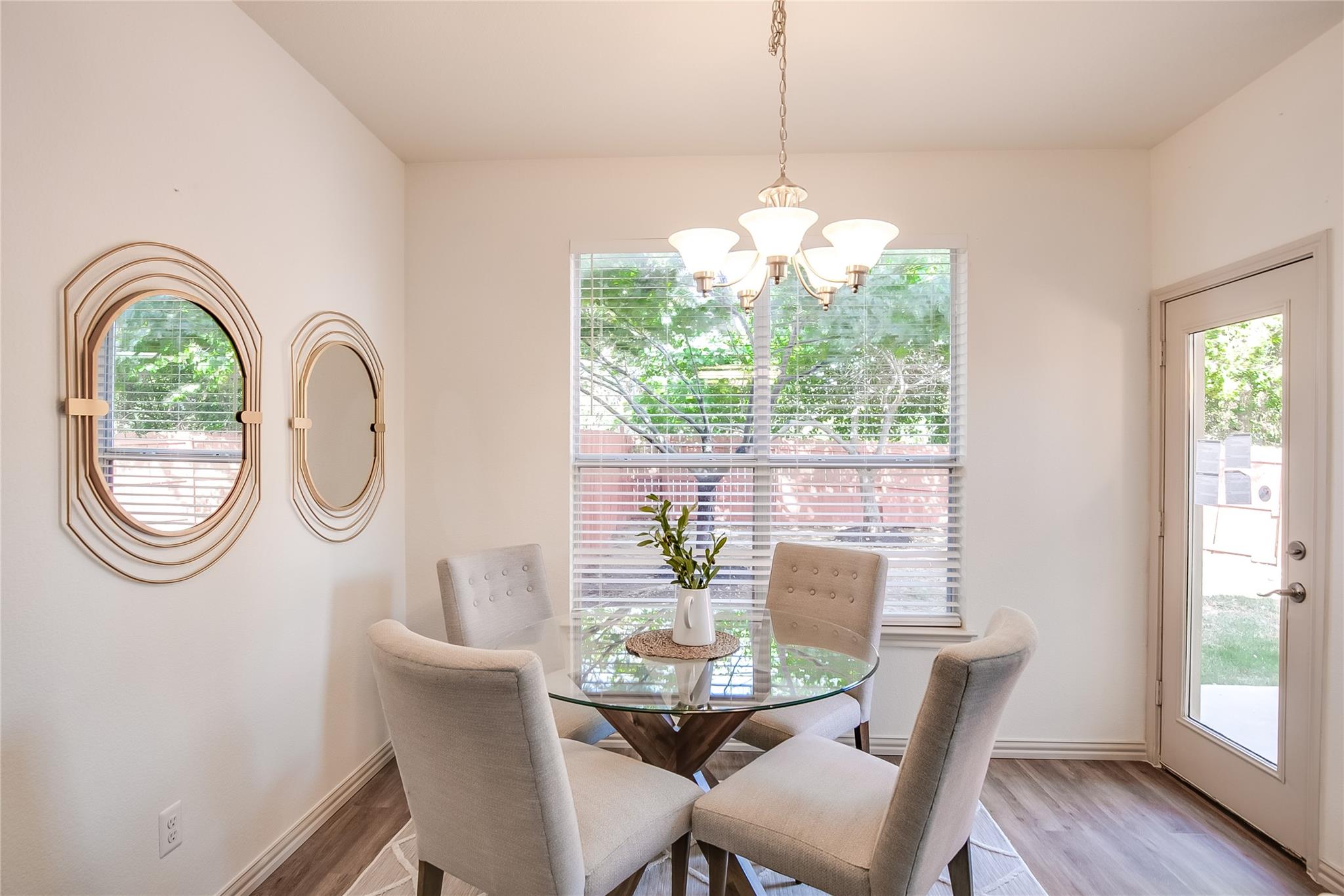 2410 GREAT OAKS Dr # 804, Round Rock, TX 78681