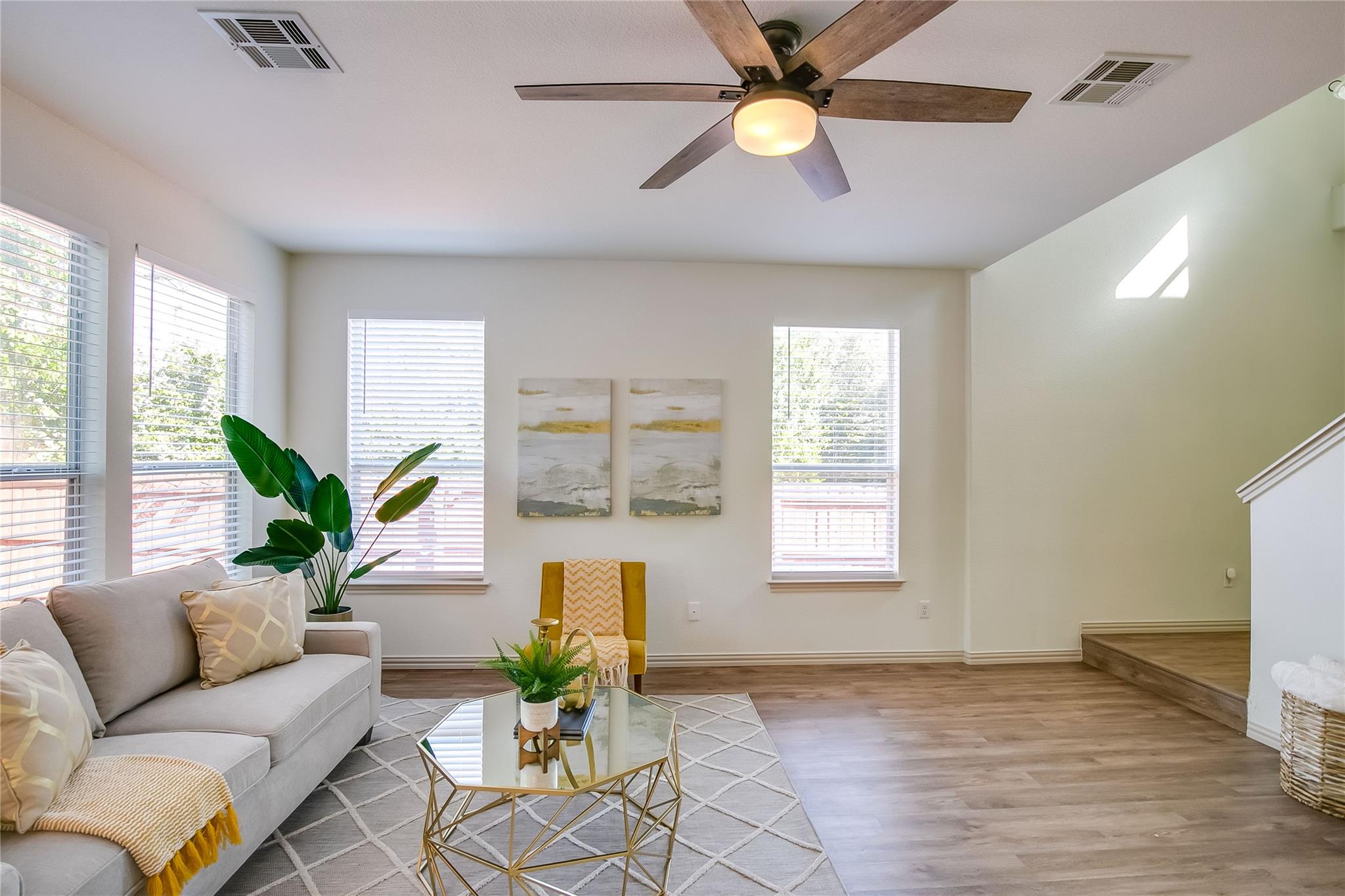 2410 GREAT OAKS Dr # 804, Round Rock, TX 78681