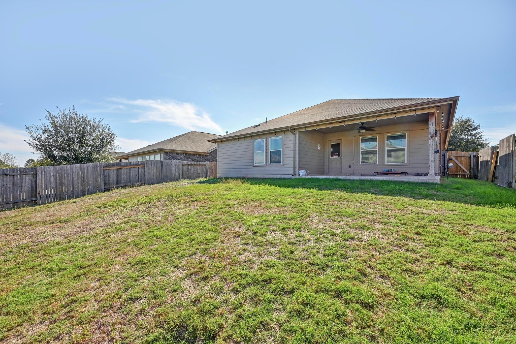 237 Strawberry Blonde Dr, Buda, TX 78610