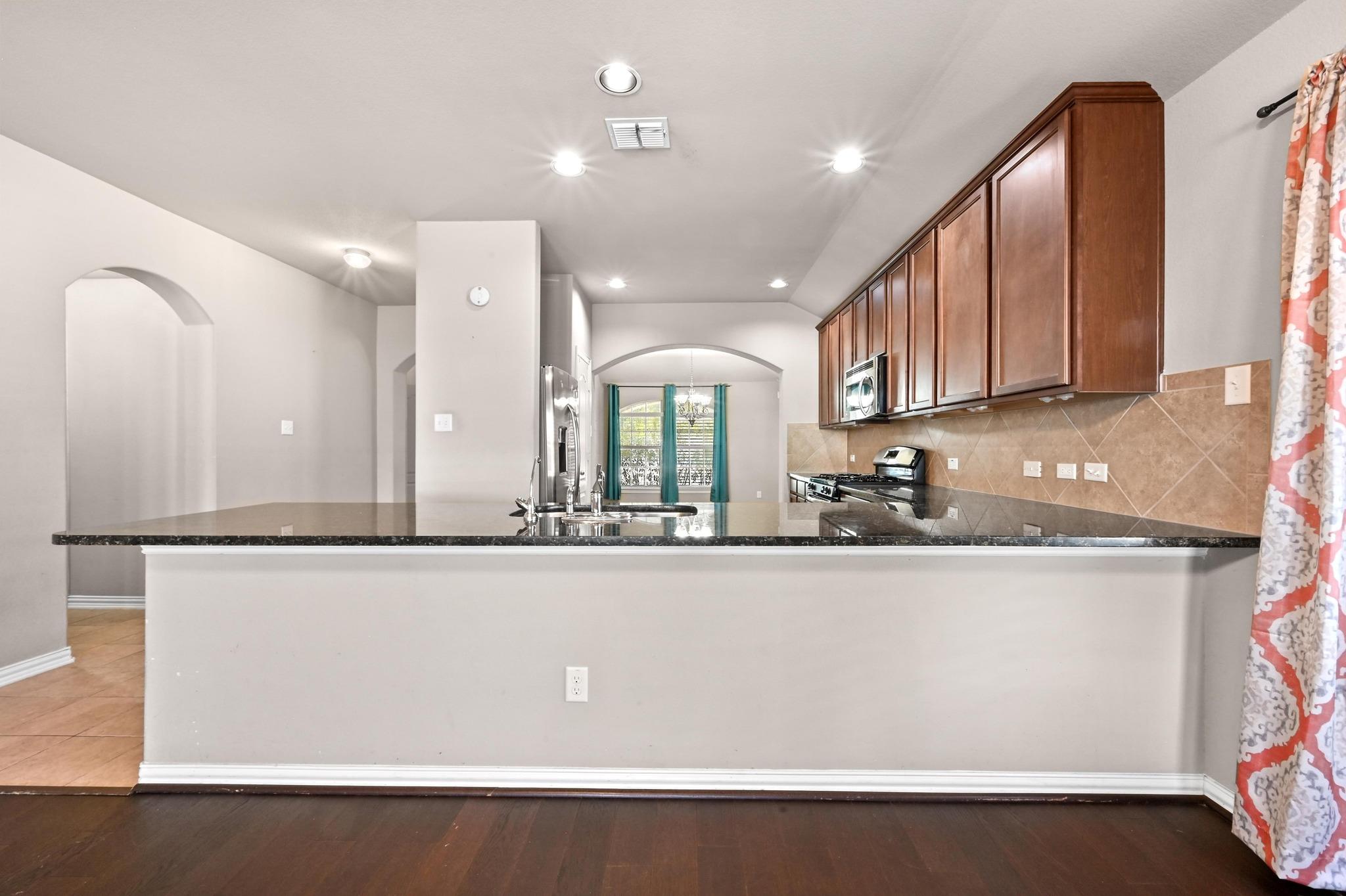 237 Strawberry Blonde Dr, Buda, TX 78610