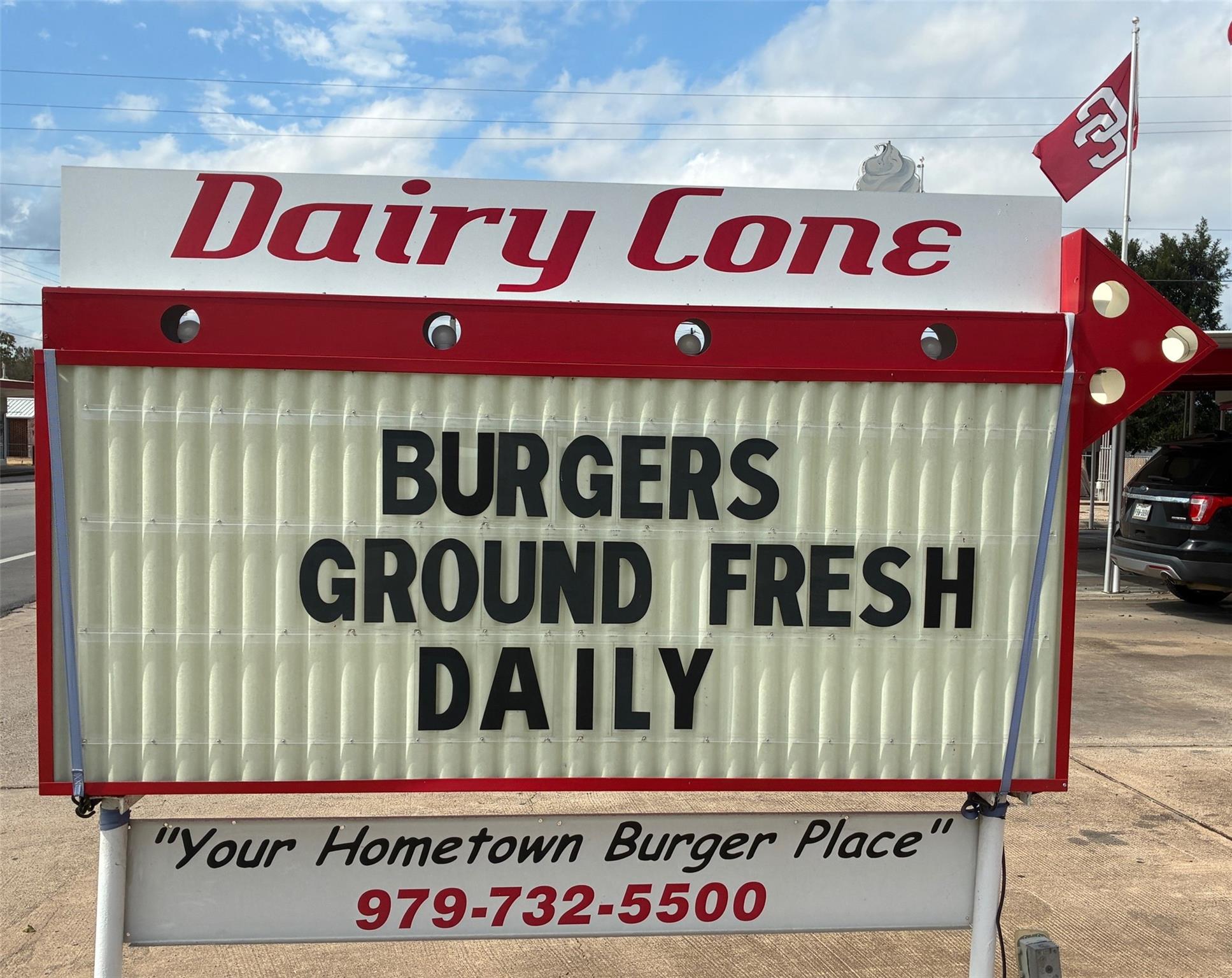 836 WALNUT STREET, Columbus, TX 78934