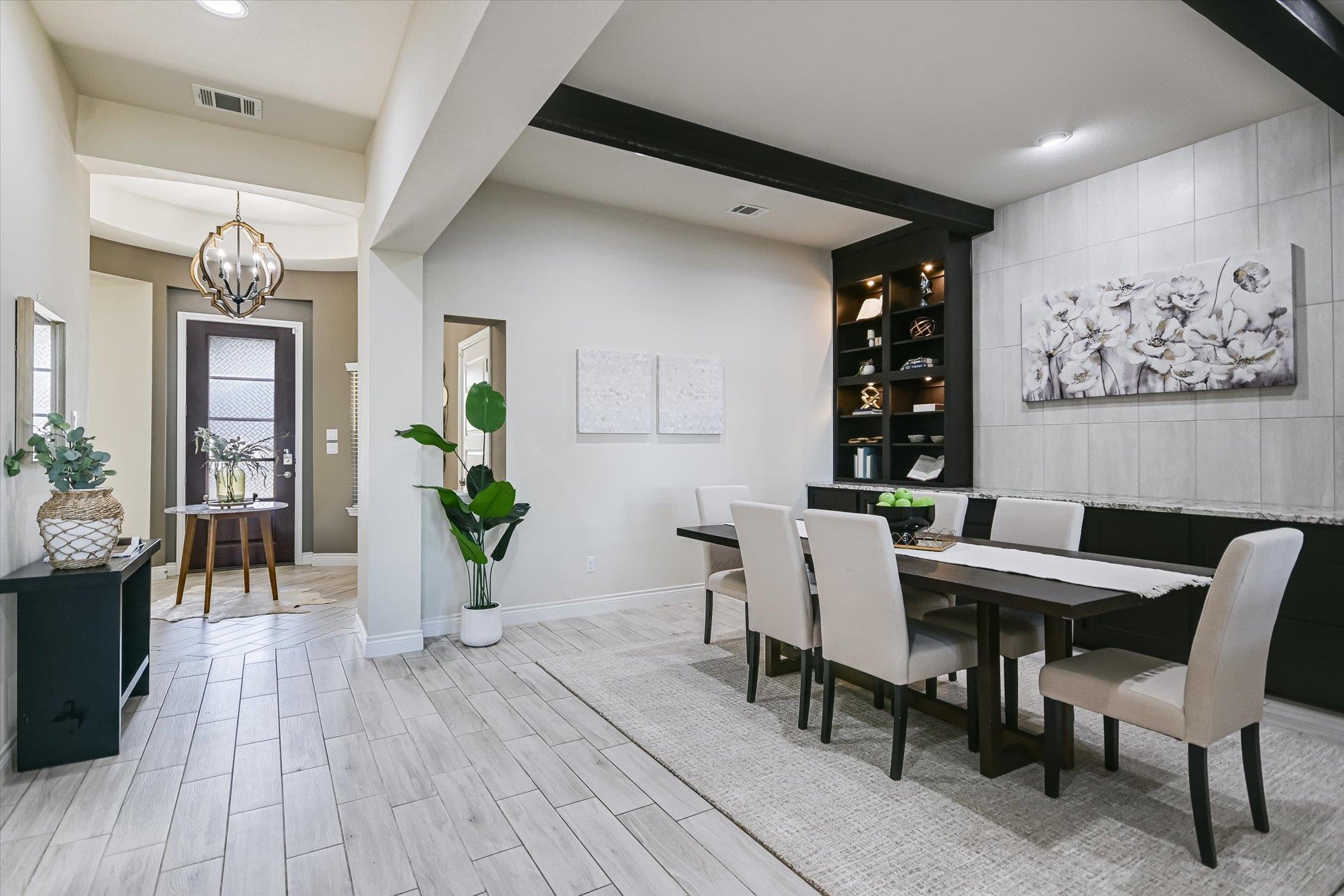 104 W Highfield St, Hutto, TX 78634