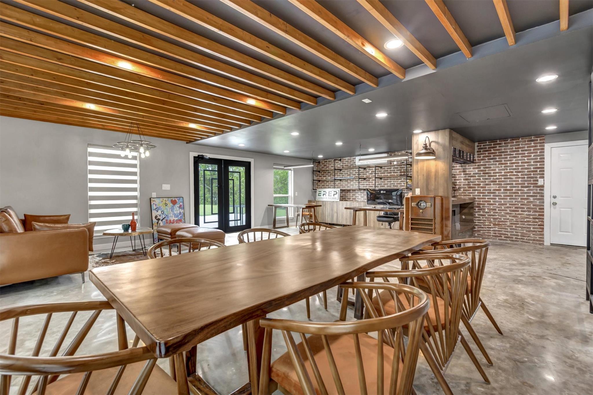 1201 County Road 138, Hutto, TX 78634