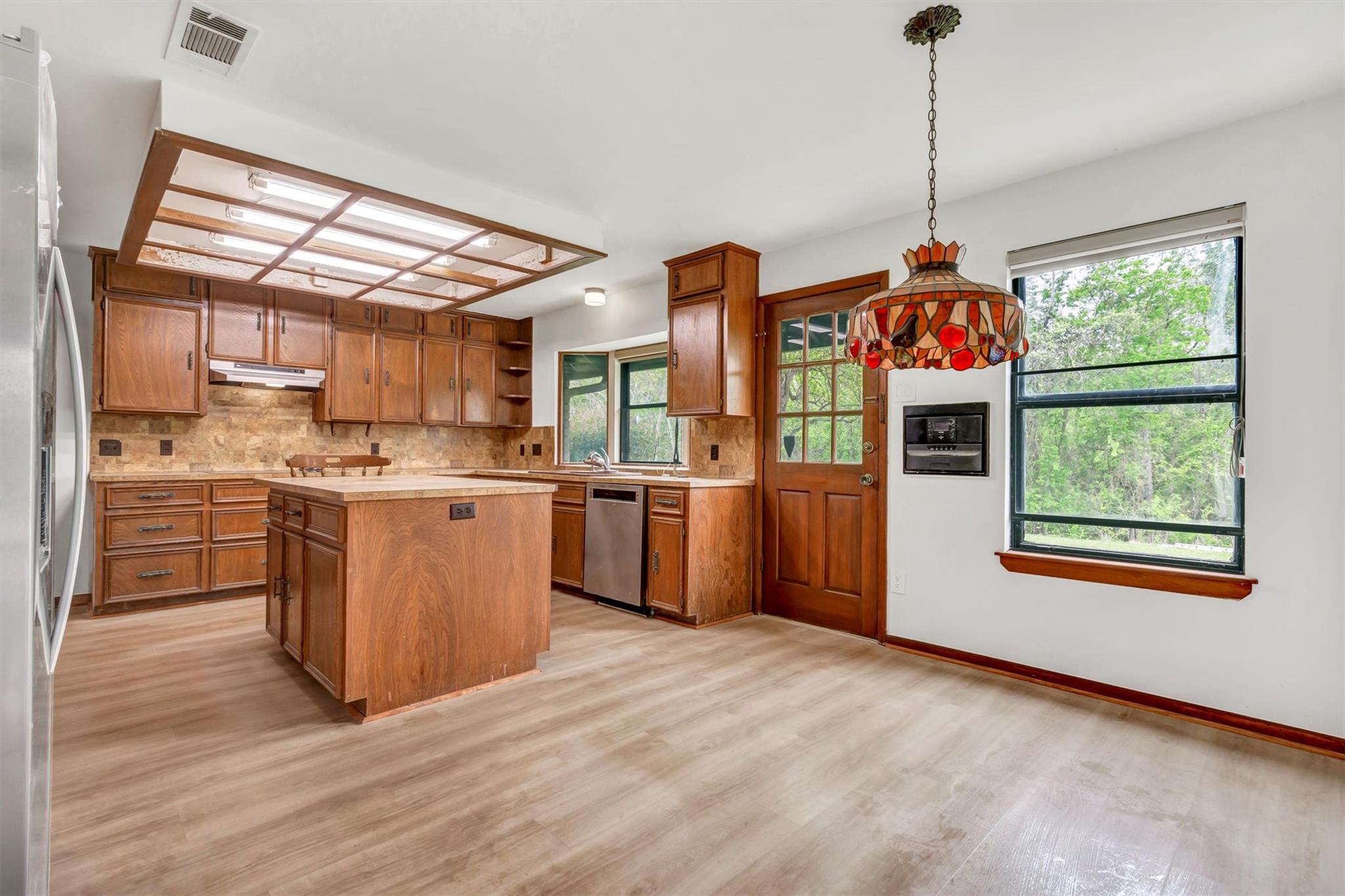 1201 County Road 138, Hutto, TX 78634