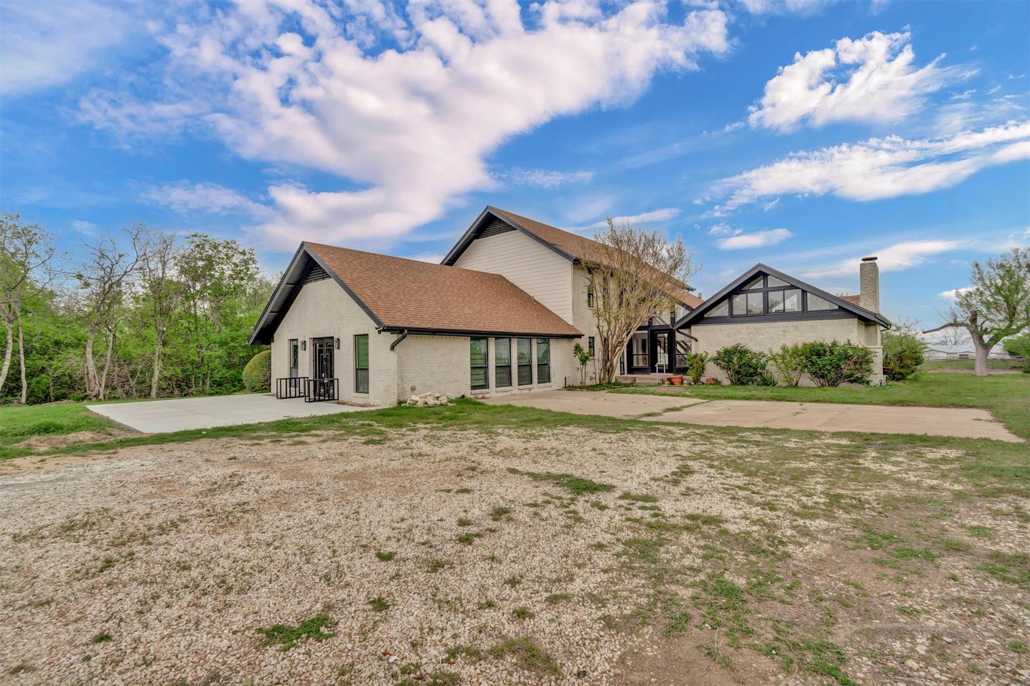 1201 County Road 138, Hutto, TX 78634