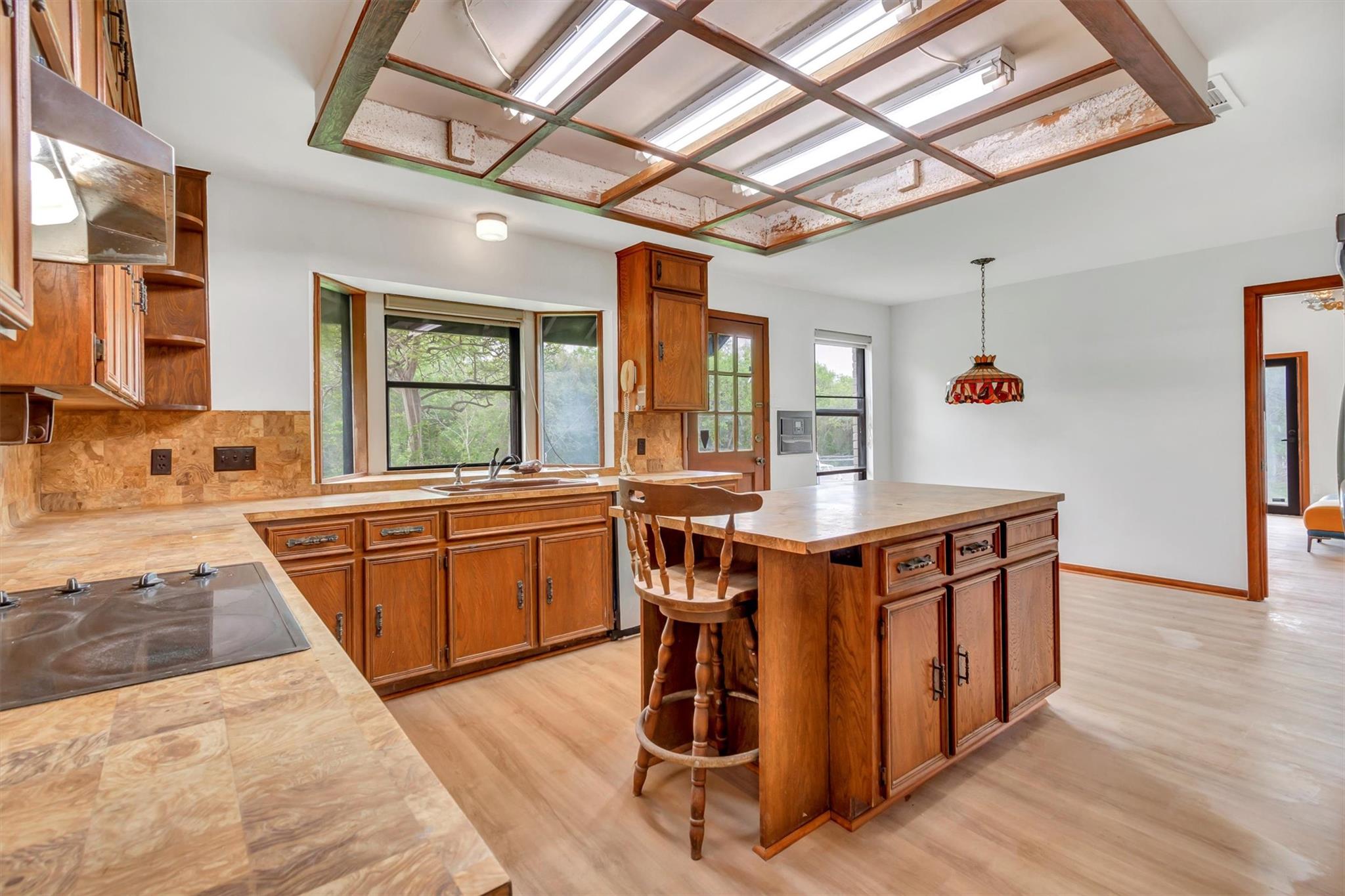 1201 County Road 138, Hutto, TX 78634