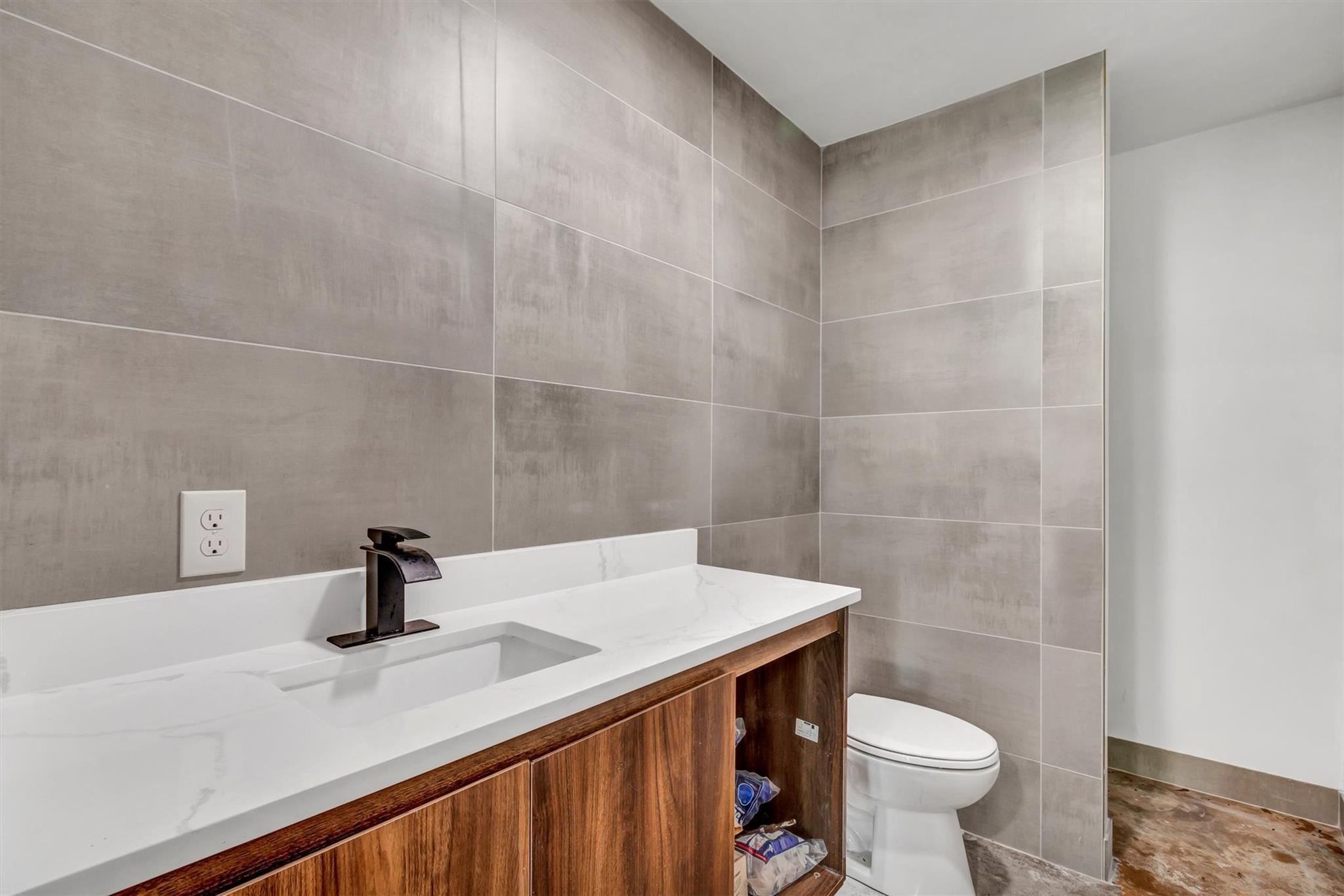 1201 County Road 138, Hutto, TX 78634