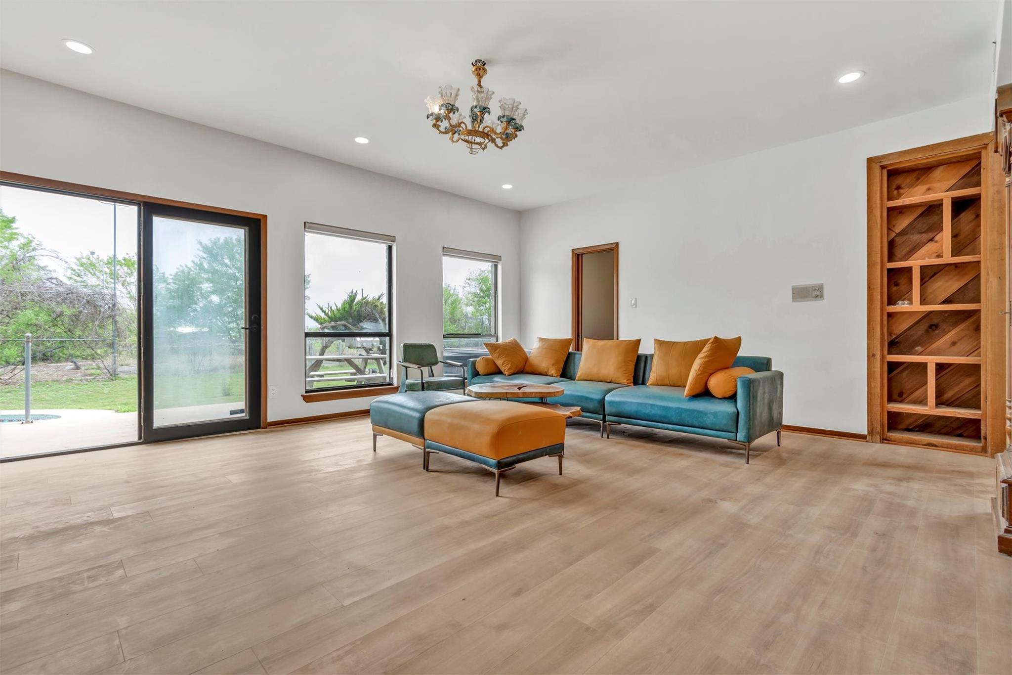 1201 County Road 138, Hutto, TX 78634