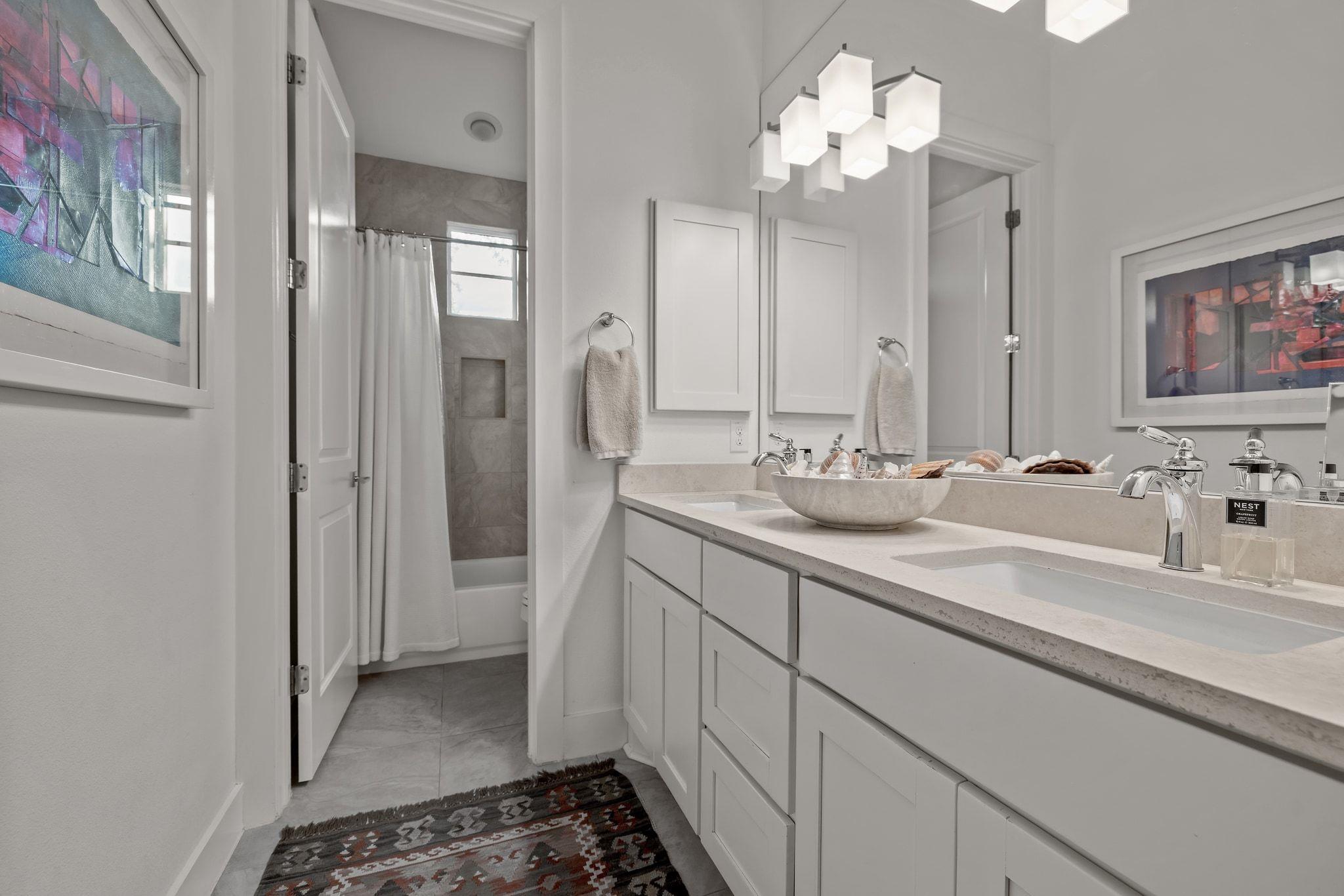 4720 Rockcliff Rd # 1, Austin, TX 78746