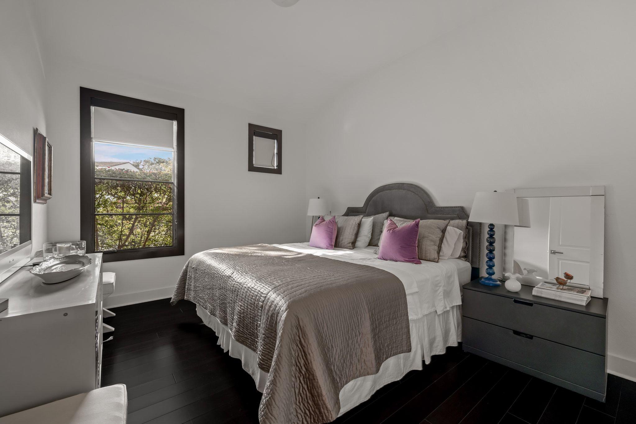 4720 Rockcliff Rd # 1, Austin, TX 78746