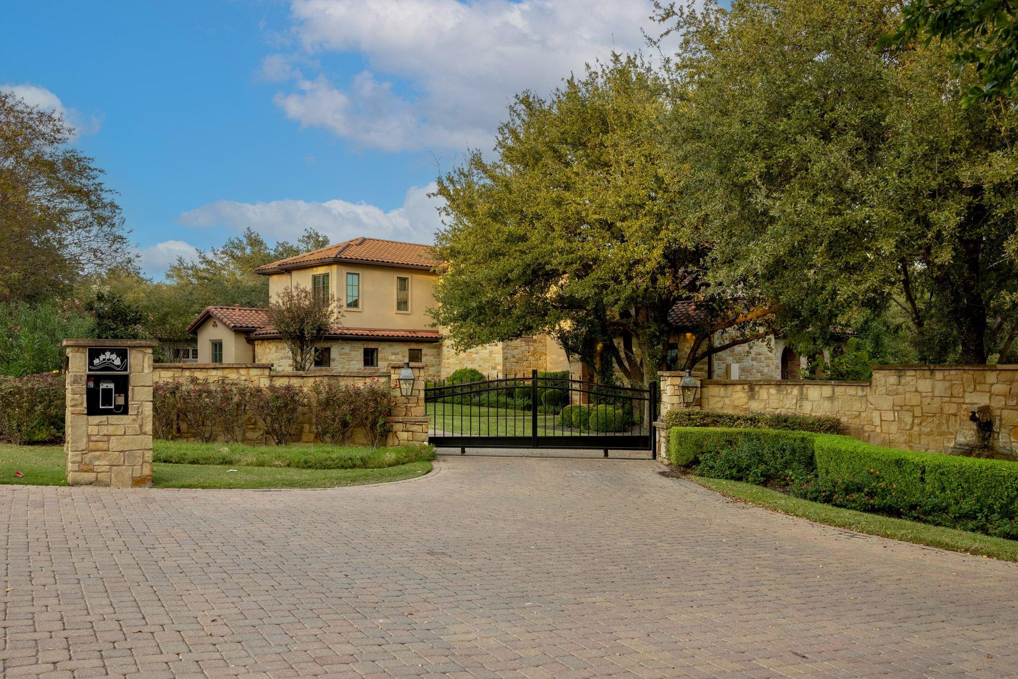 4720 Rockcliff Rd # 1, Austin, TX 78746