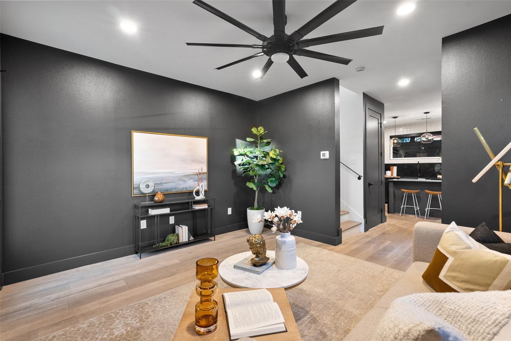 2209 Rae Dell Ave, Austin, TX 78704