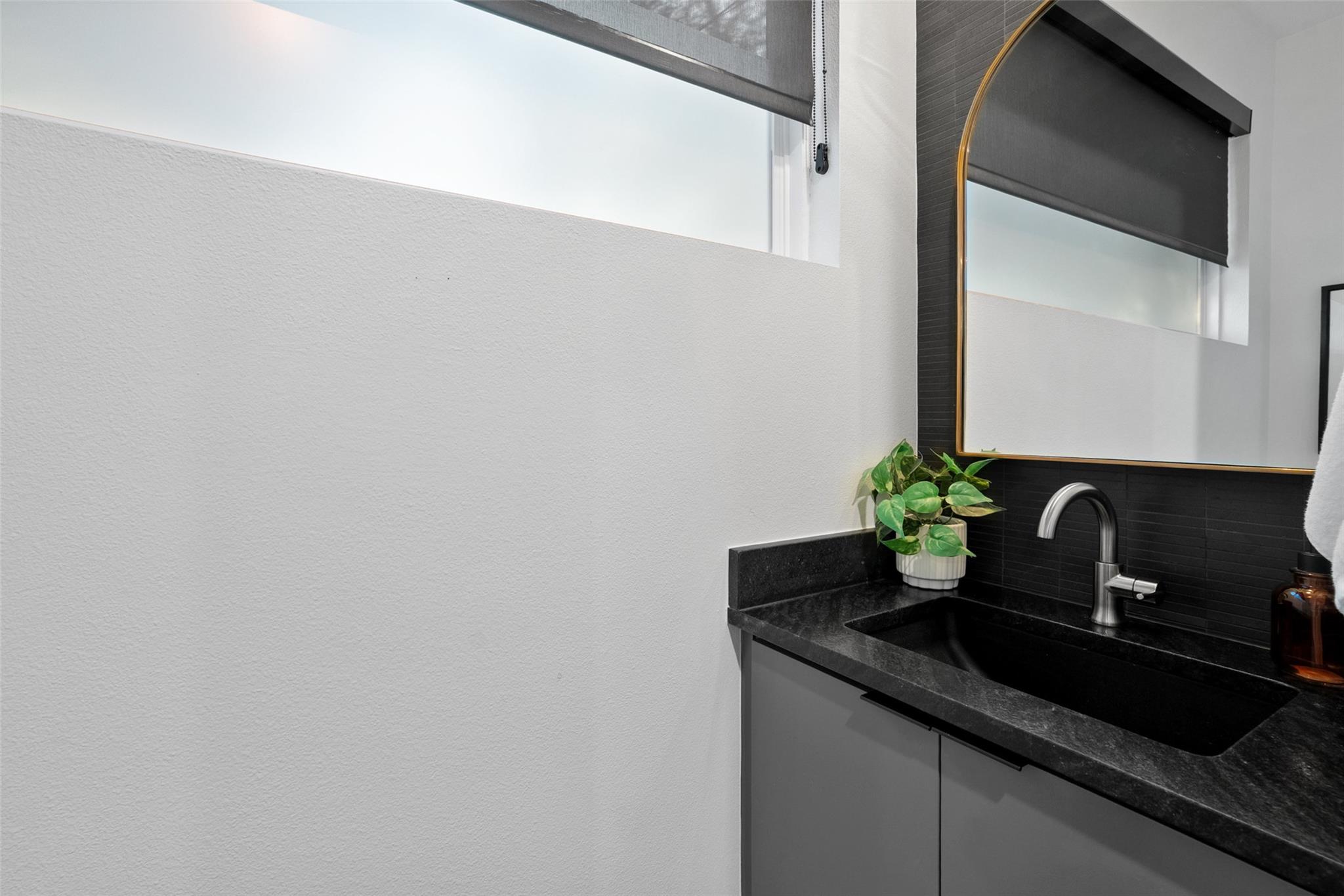 2209 Rae Dell Ave, Austin, TX 78704