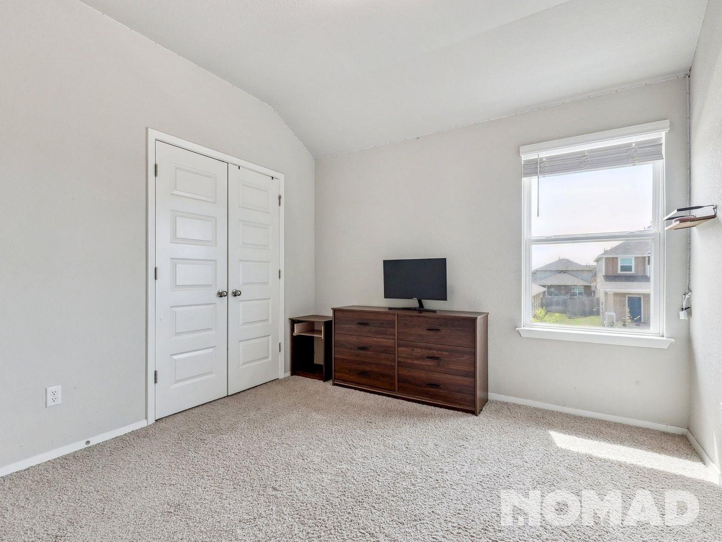 101 Crescent St, Georgetown, TX 78626