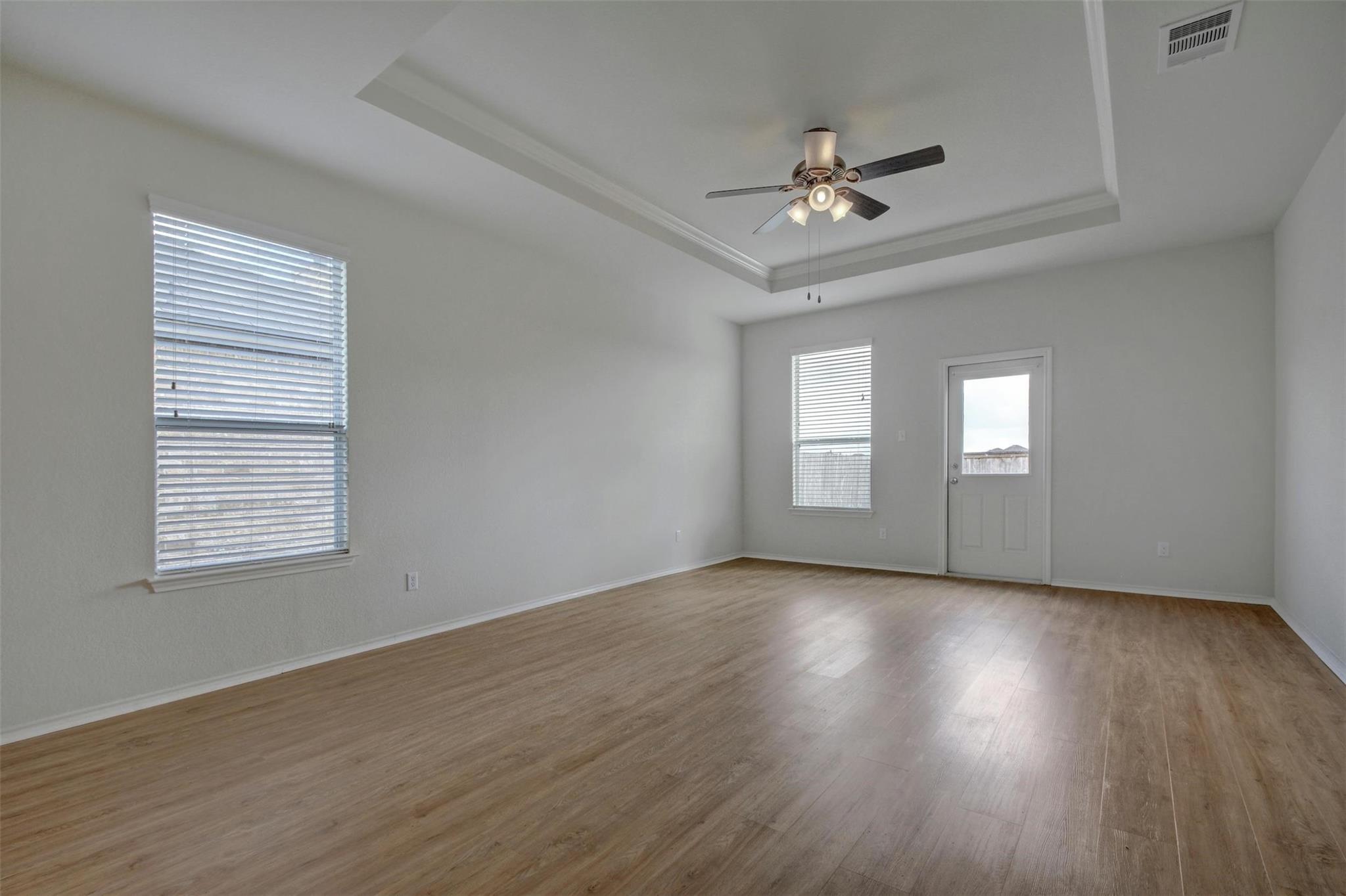 195 Sundown Ave, Buda, TX 78610