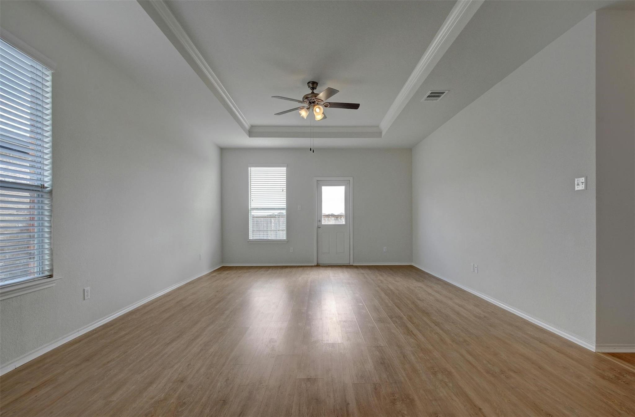 195 Sundown Ave, Buda, TX 78610