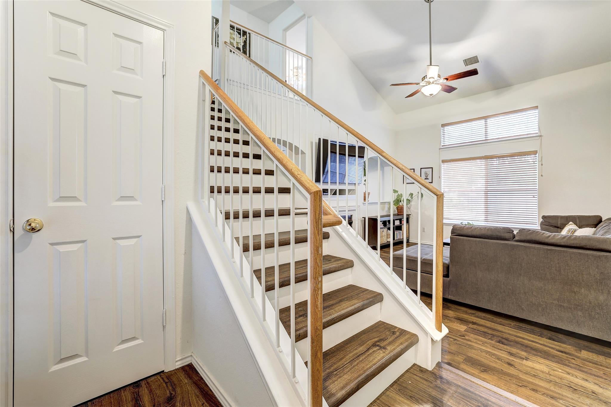 15501 Sarahs Creek Dr, Pflugerville, TX 78660