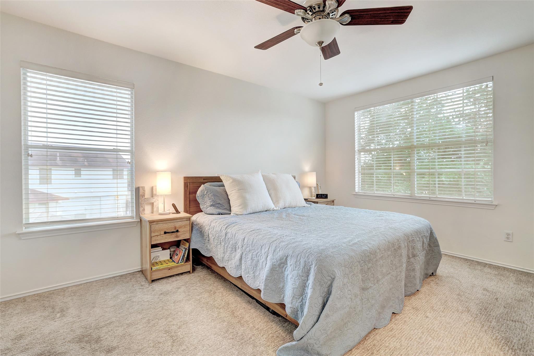 15501 Sarahs Creek Dr, Pflugerville, TX 78660